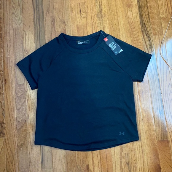 Under Armour Tops - Under armour shirt